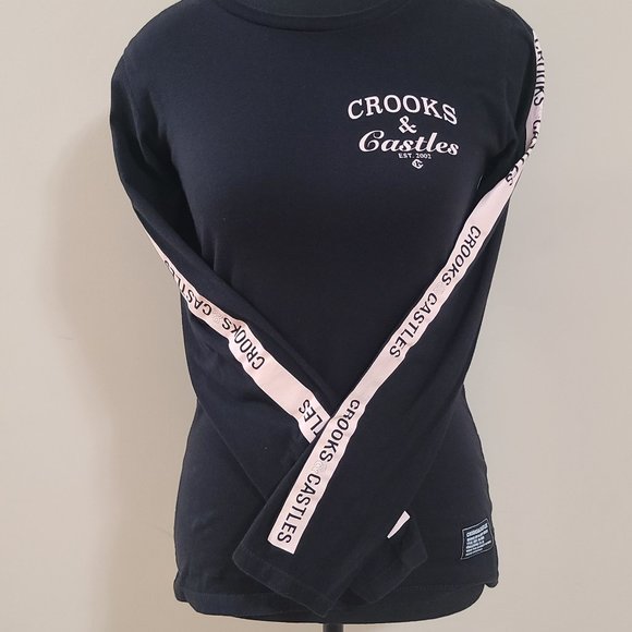 EUC CROOKS & CASTLES Long Sleeve Fitted Women's Black and Light Pink Logoed Top - Picture 2 of 5